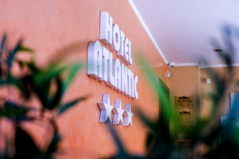 2, Hotel Atlantic, Adjud