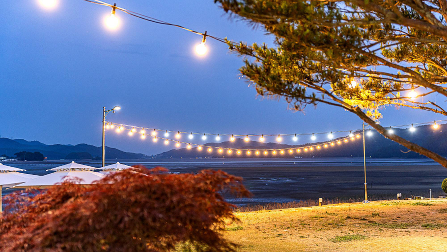 Others 5, Taean Ire Pension, Taean