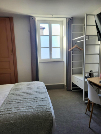 Bedroom 2, Mage hotels - HOTEL LA GRENETTE, Loire