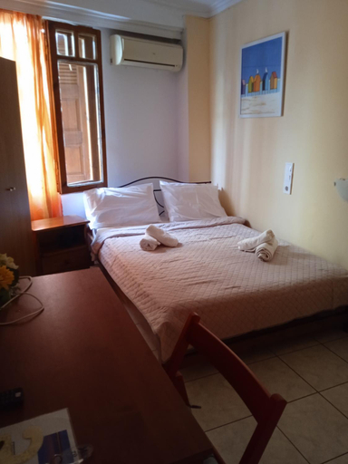 Bedroom 2, Smaragdi, Crete