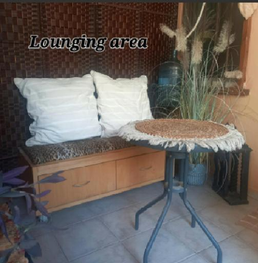 3, Hanna's Place - Great Location