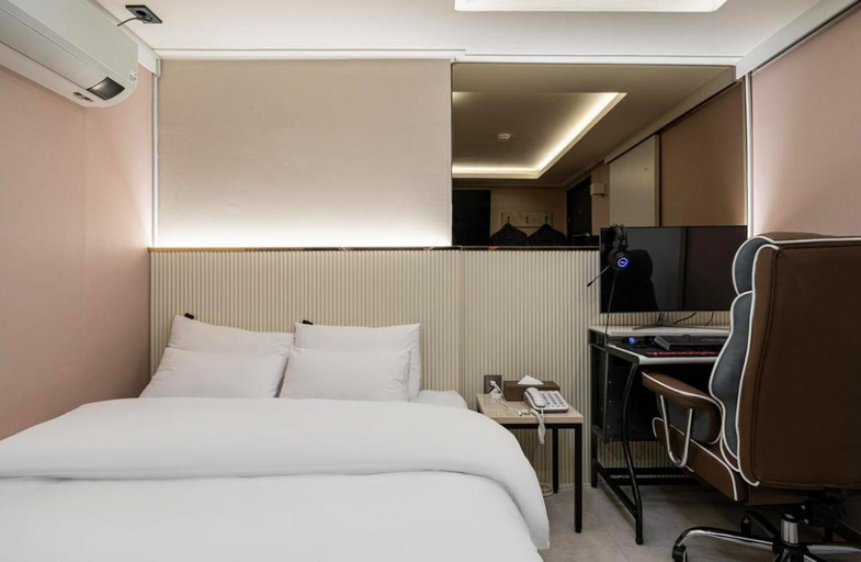 Bedroom 4, Seongnam Hotel Dear, Seongnam