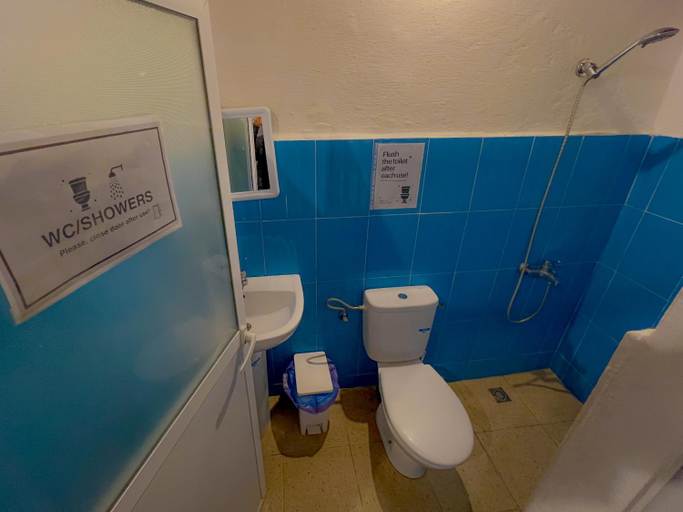 Bathroom 4, Tarbi'aat Tetaoun 44, 17th century heritage, Tétouan