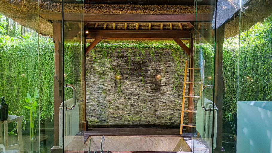 Exterior & Views, Villa Melissa, Canggu | 5-Bedroom, Beachfront Pool, Badung