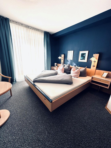 Bedroom 2, Gastehaus Germania, Berchtesgadener Land