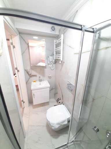 Bathroom 4, Verseca Hotel, Fatih