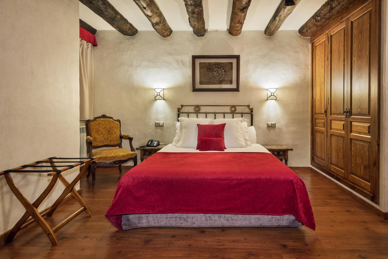 Bedroom 4, Apartaments Turístics Els Llacs