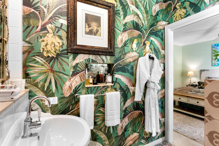 Bathroom 4, Noosa Valley Manor B&B, Maroochy