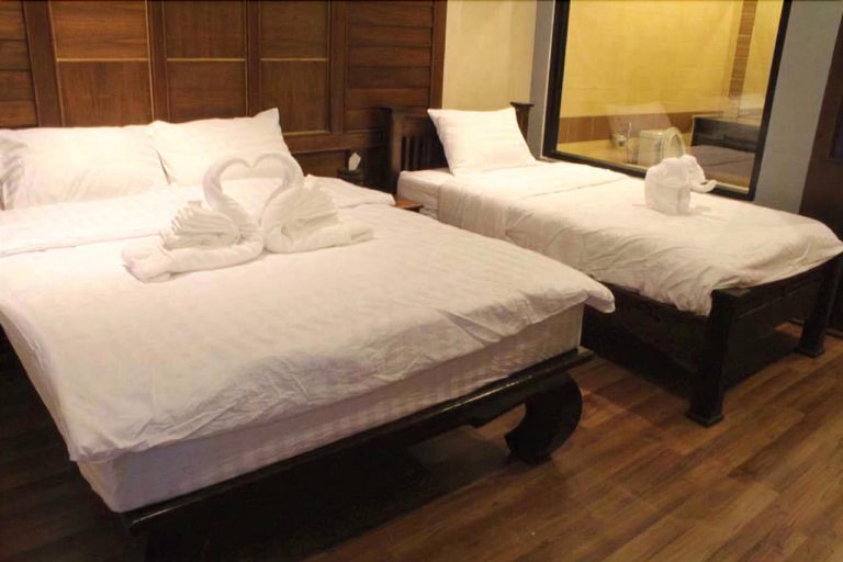 Bedroom 4, เคียงตะวัน รีสอร์ท, Mae Ramat
