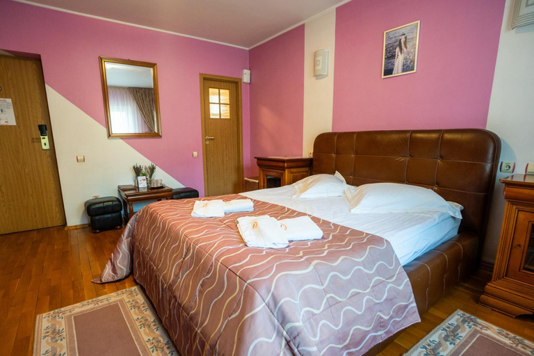 Others 5, Pensiunea Dapa, Predeal