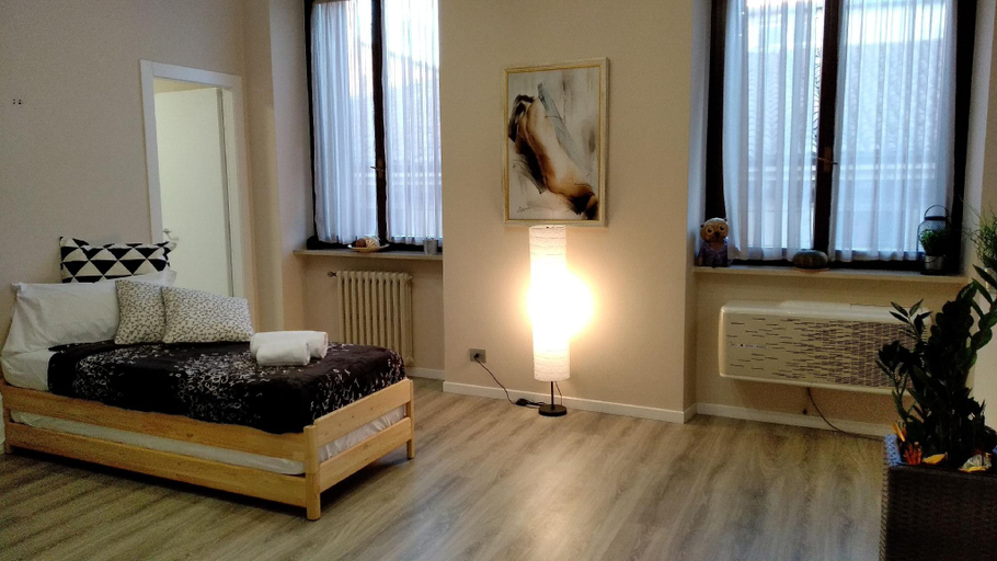 Bedroom 3, Marconi Rooms - Loggia delle Erbe, Verona