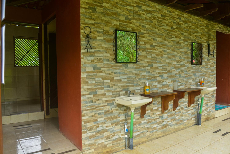 Bathroom 3, Pacuare River Lodge, Siquirres