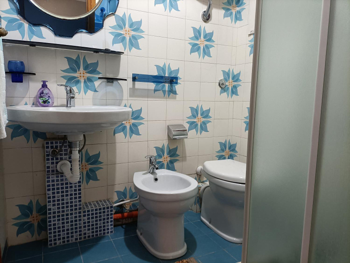 Bathroom 2, Affitto breve Puccio A Chiazza Realmonte, Agrigento