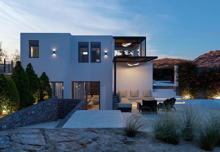Exterior & Views