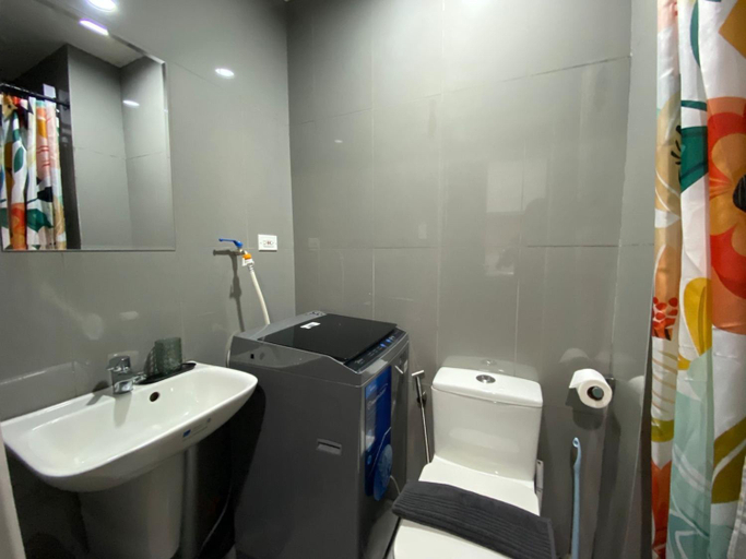 Bathroom 3, Air Residences -City View, Makati City