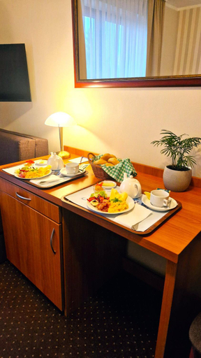 Food & Drinks, Astra Dziwnowek Dom Goscinny, Kamień