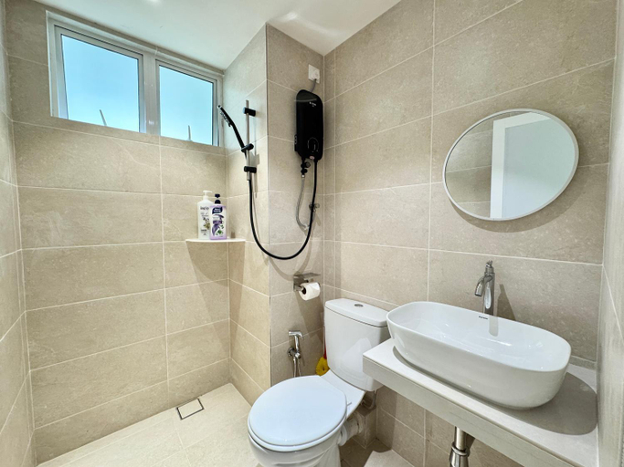 Bathroom 3, Century Suria Aparment Langkawi by Zervin, Langkawi