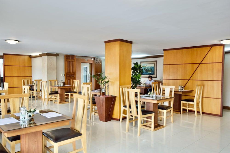 Food & Drinks 5, Hotel Santa Mónica, Cuenca