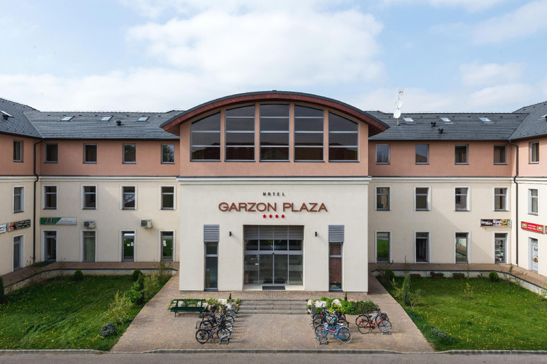 Exterior & Views 1, Hotel Garzon Plaza, Győr