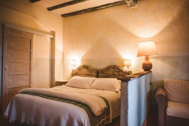 Bedroom 2, Fattoria Di Corsignano, Siena