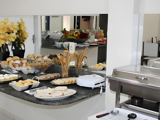 Food & Drinks 4, Hotel Express - Leva e busca no aeroporto gratis 24 horas, Várzea Grande