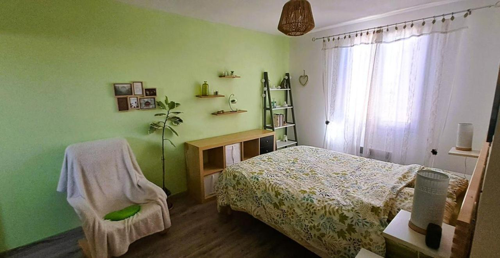 5, House of magic lake, Alpes-de-Haute-Provence
