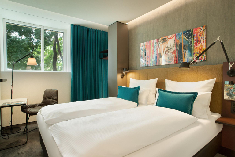 Bedroom 3, Motel One Graz, Graz