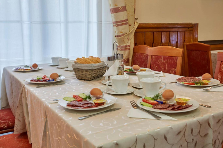Food & Drinks 5, Балнеохотел "Люляци", Gabrovo