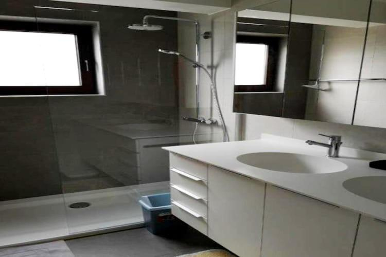 Bathroom 3, Apartment in Middelkerke near the Beach, West-Vlaanderen