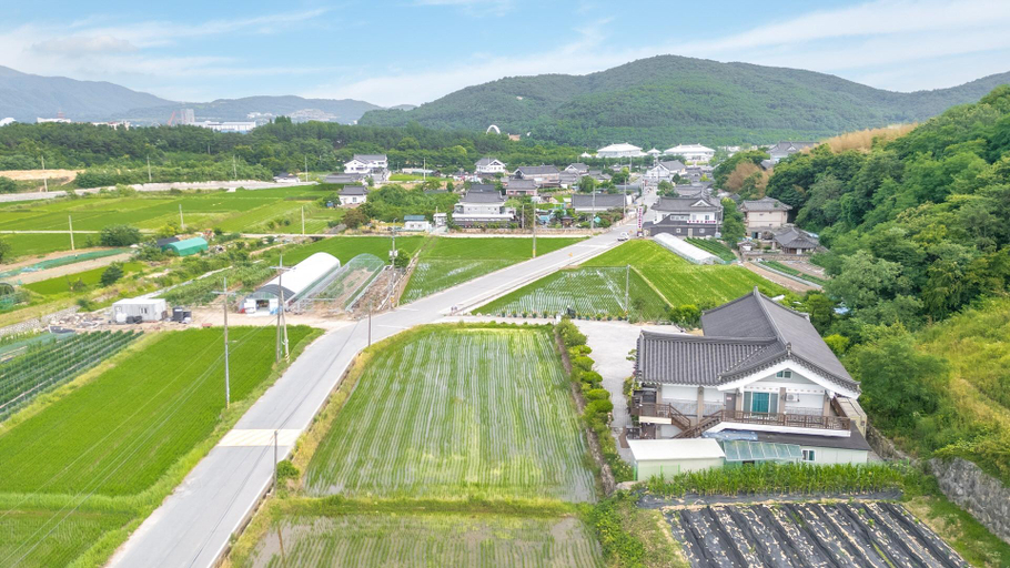 Others 5, Gyeongju Star Light Travel Hanok Pension, Gyeongju