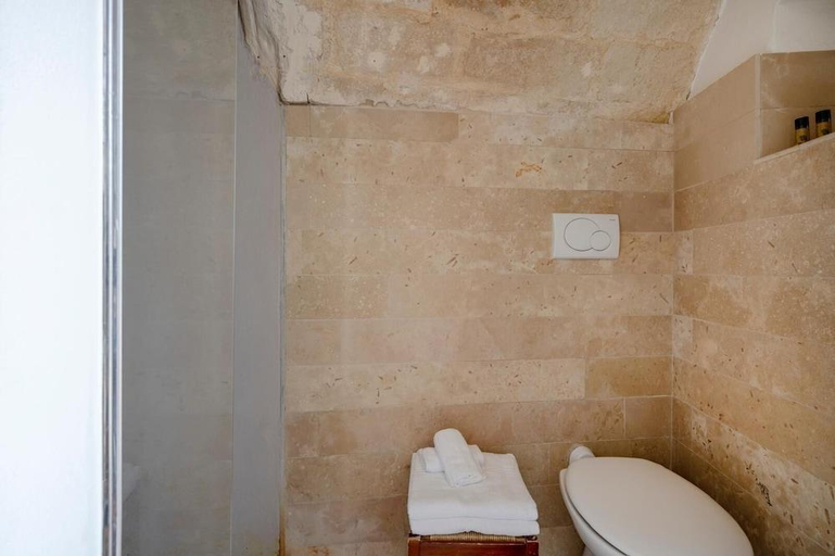 Bathroom 4, B&B La Corte, Matera