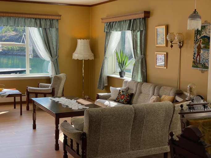 Others 5, Svingen Guesthouse - Panoramic Fjord Views in Flam, Aurland