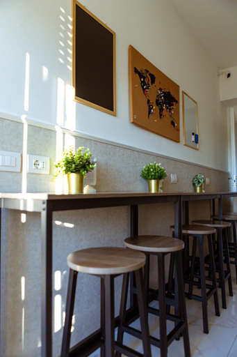 Food & Drinks, B&B Best Hostel Milano, Milano