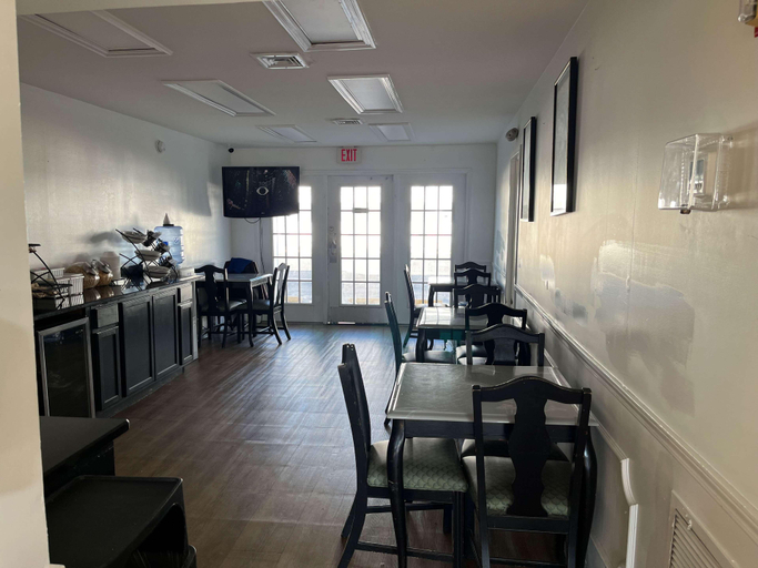 Food & Drinks 5, Baymont by Wyndham Georgetown Marina, Georgetown