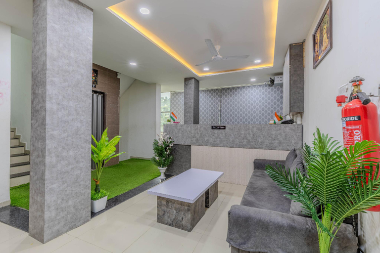 Public Area 2, Hotel Radhe, Panch Mahals