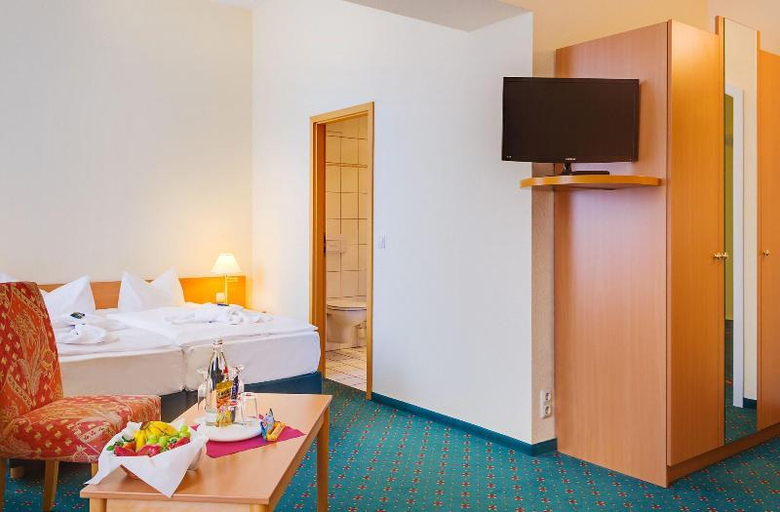 Bedroom 2, Ferien Hotel Villa Sudharz, Nordhausen