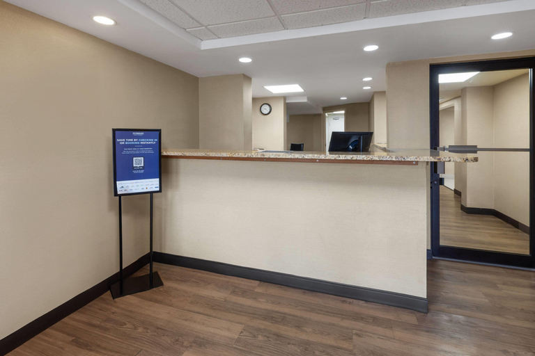 Public Area, Days Inn by Wyndham Dumfries Quantico, Prince William