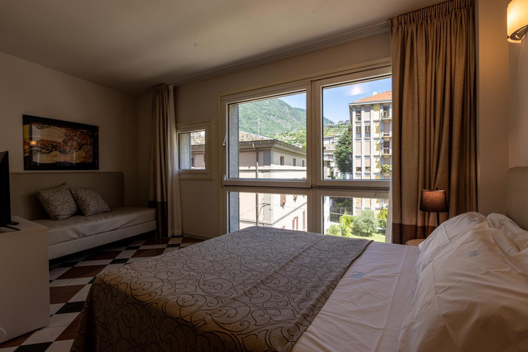 Bedroom 3, Piazzi House, Sondrio