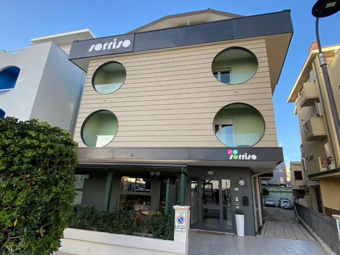 Exterior & Views 1, Hotel Sorriso - molto piu di una stella, Rimini
