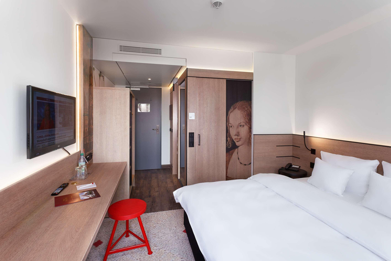 Bedroom 3, SORAT Hotel Saxx Nürnberg, Nürnberg