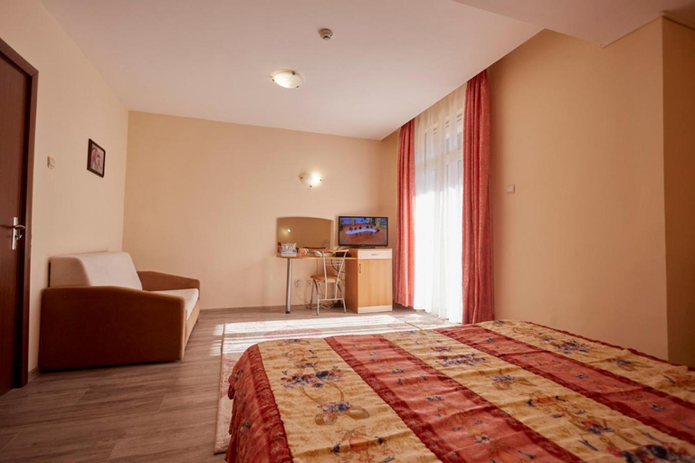 Bedroom 2, Балнеохотел "Люляци", Gabrovo