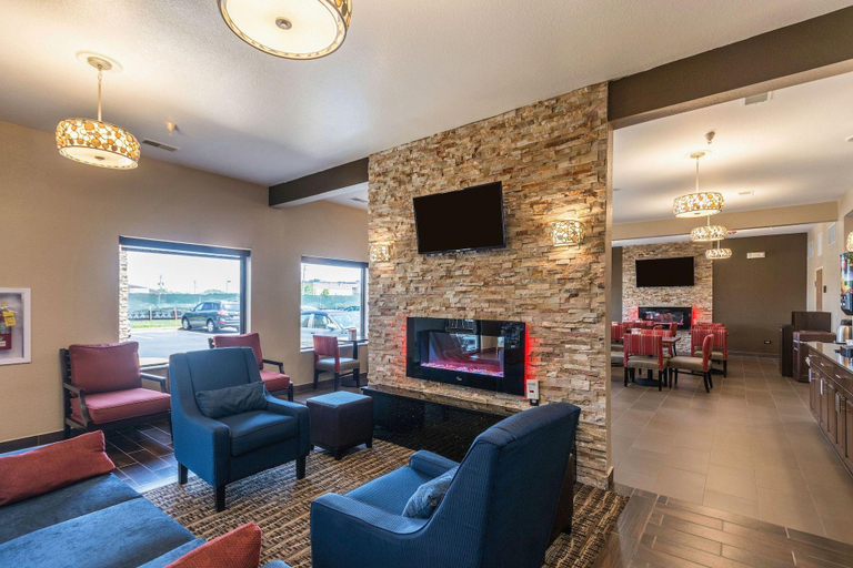 Others 4, Comfort Inn & Suites, Kane