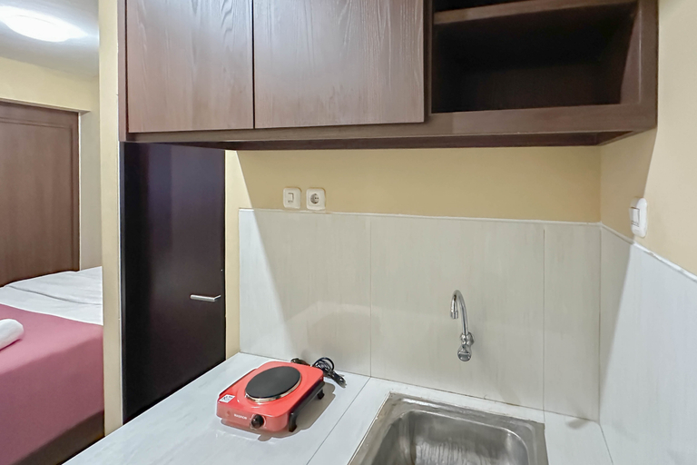 Others 3, Warm Studio at Suncity Residence By Travelio, Sidoarjo
