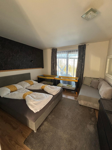 Bedroom 2, Apartman NAVRCHU, Brezno