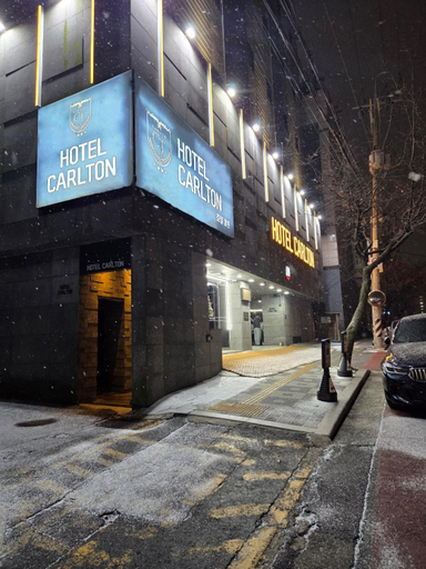 Exterior & Views 1, Carlton Hotel, Nam