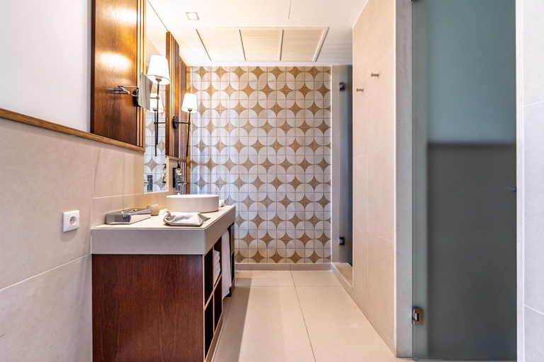 Bathroom 5, VidaMar Algarve Hotel, Albufeira