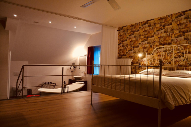 Bedroom 3, Hotel Het Heilig Genot, West-Vlaanderen
