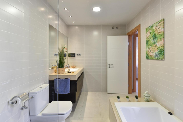 Bathroom 2, Vista Golf 5 by Villagrancanaria, Las Palmas