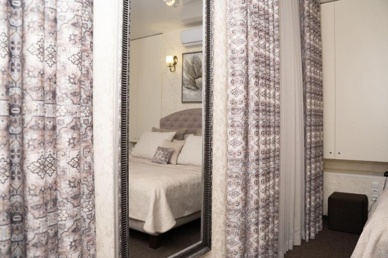 Bedroom 2, Шляпа, Dnipropetrovs'ka