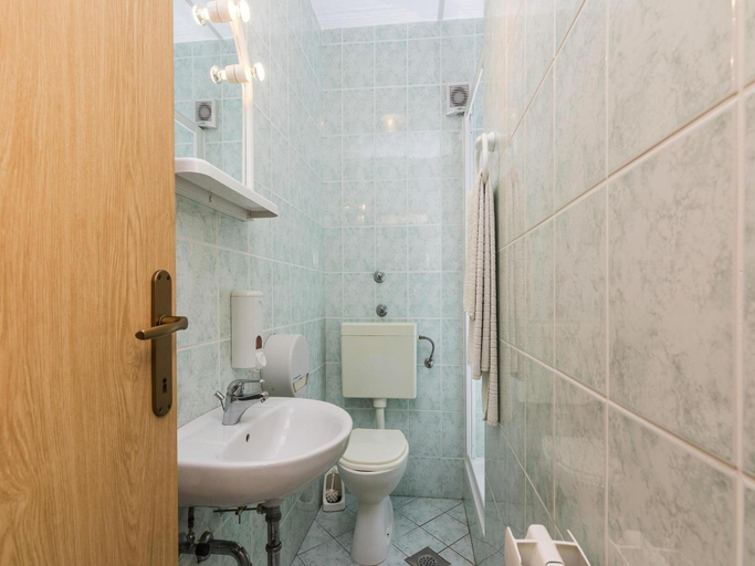 Bathroom, Apartment in Nin near the Beach Pool, Nin